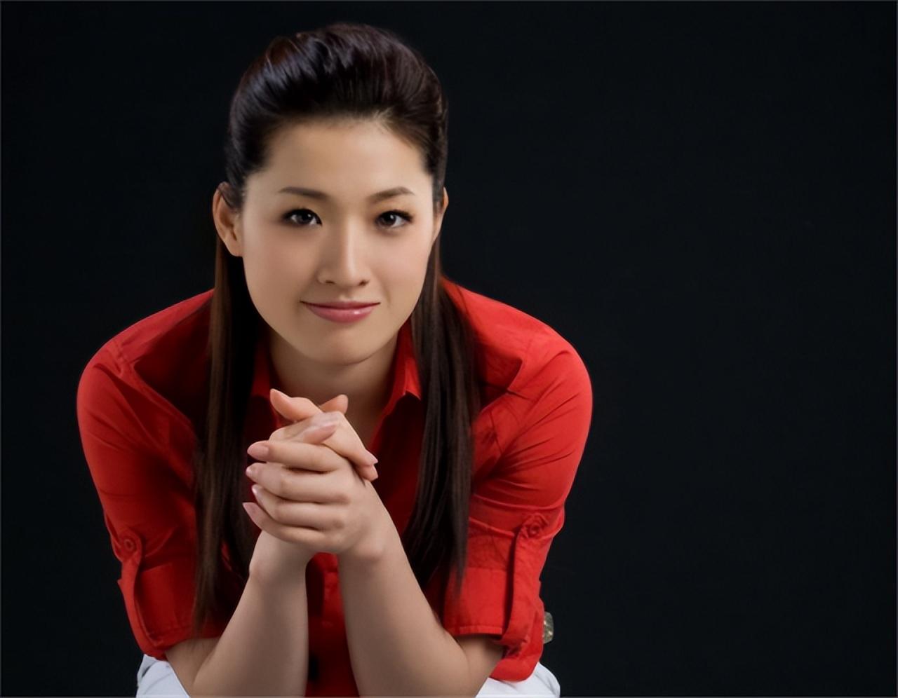 2008年女游泳冠军_游泳冠军女子_游泳冠军2020年