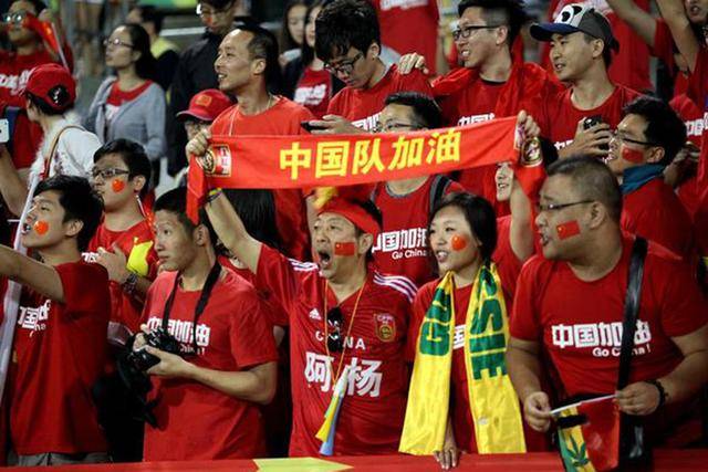 泰国足球韩国比赛历史排名_韩国对泰国历史足球比赛_泰国足球韩国比赛历史比分