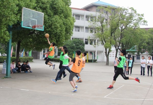 武进区篮球比赛_武进区初中篮球赛冠军_无锡市初中篮球赛