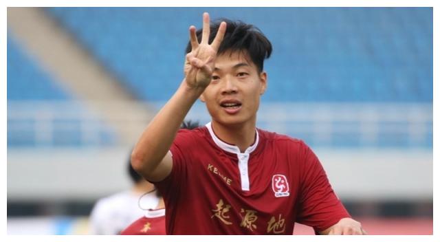 足球历史上有没有人没换过俱乐部_足球俱乐部不参加世界杯_没有足球队