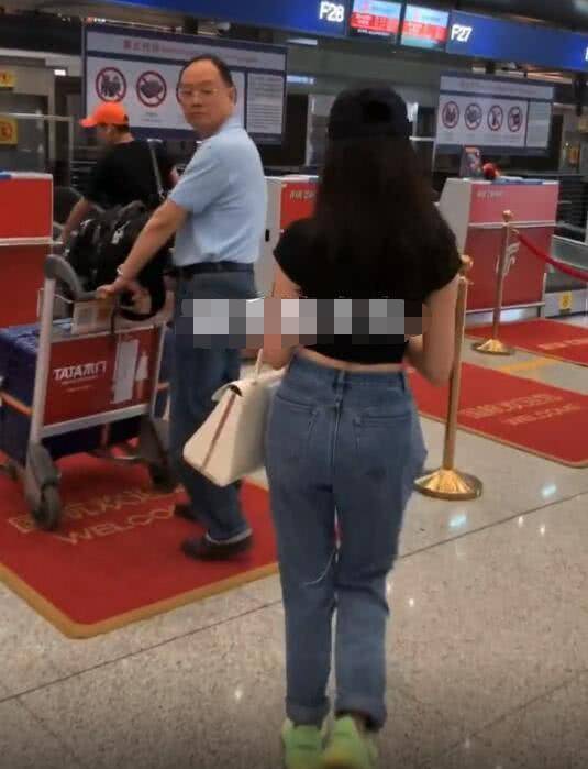 女明星健身穿_明星穿的健身裤品牌_健身明星穿女装图片