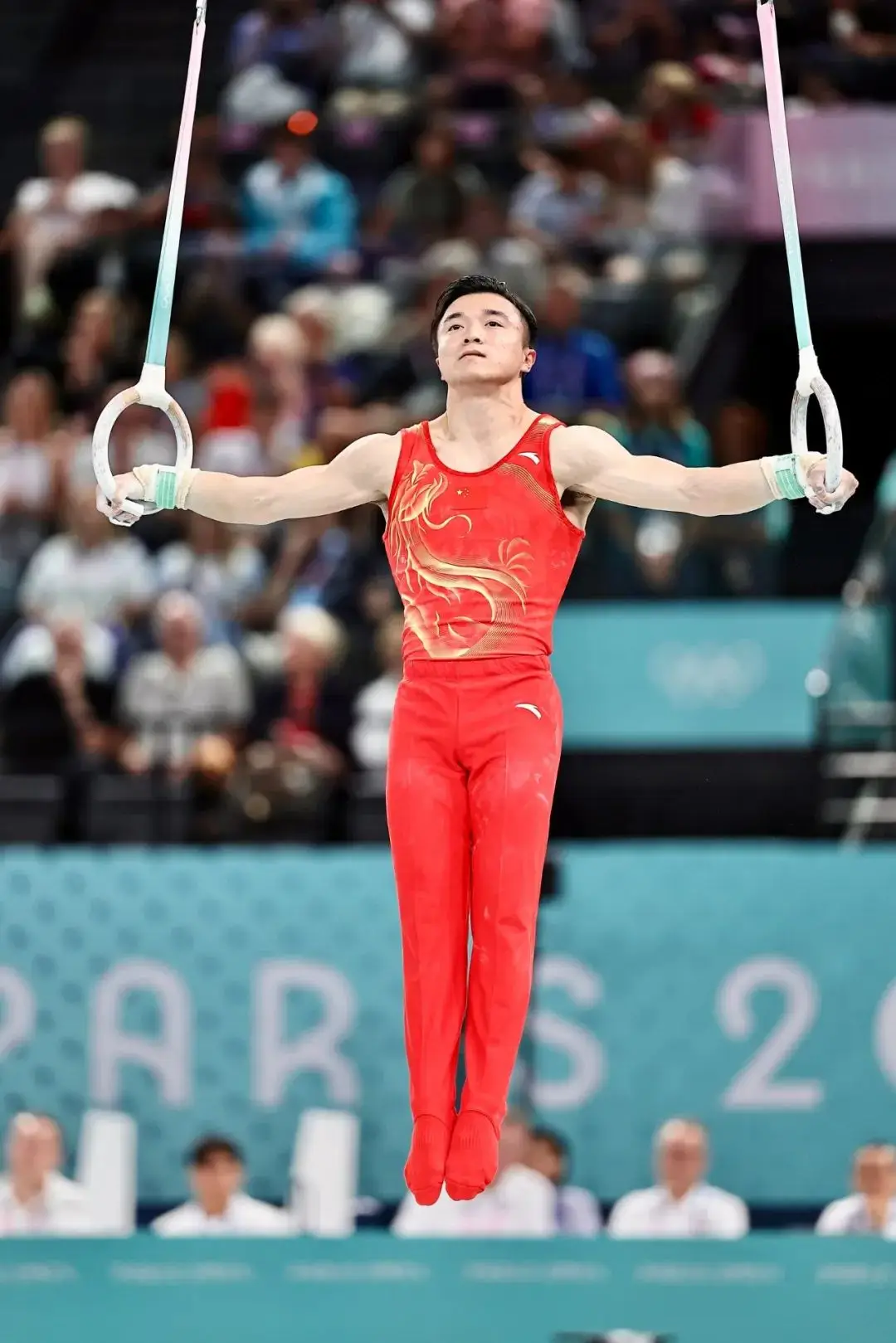 举重冠军得多少钱_男子举重冠军给多少钱_举重冠军家境贫寒