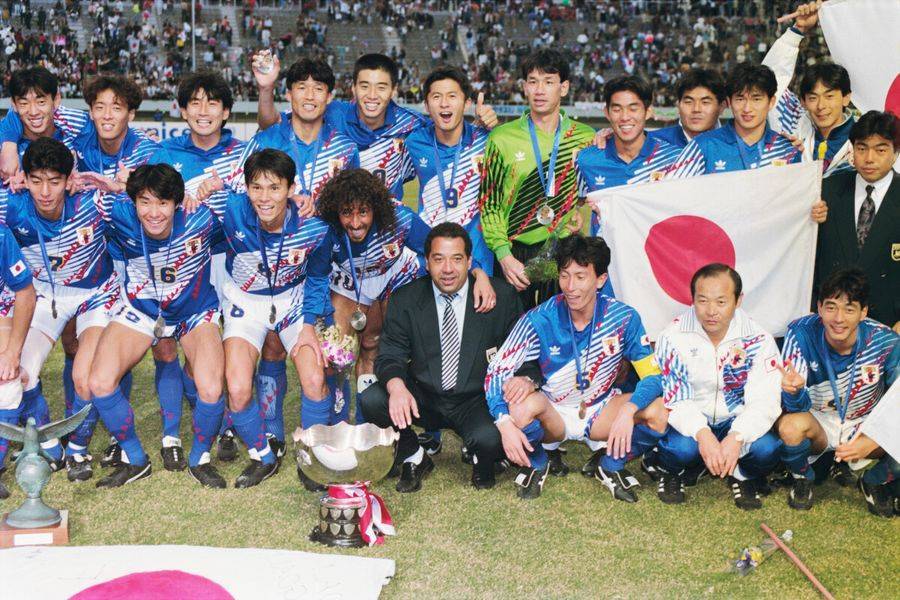 日本足球拿世界杯冠军可能不_足球杯冠军拿日本可能世界杯吗_日本足球夺冠